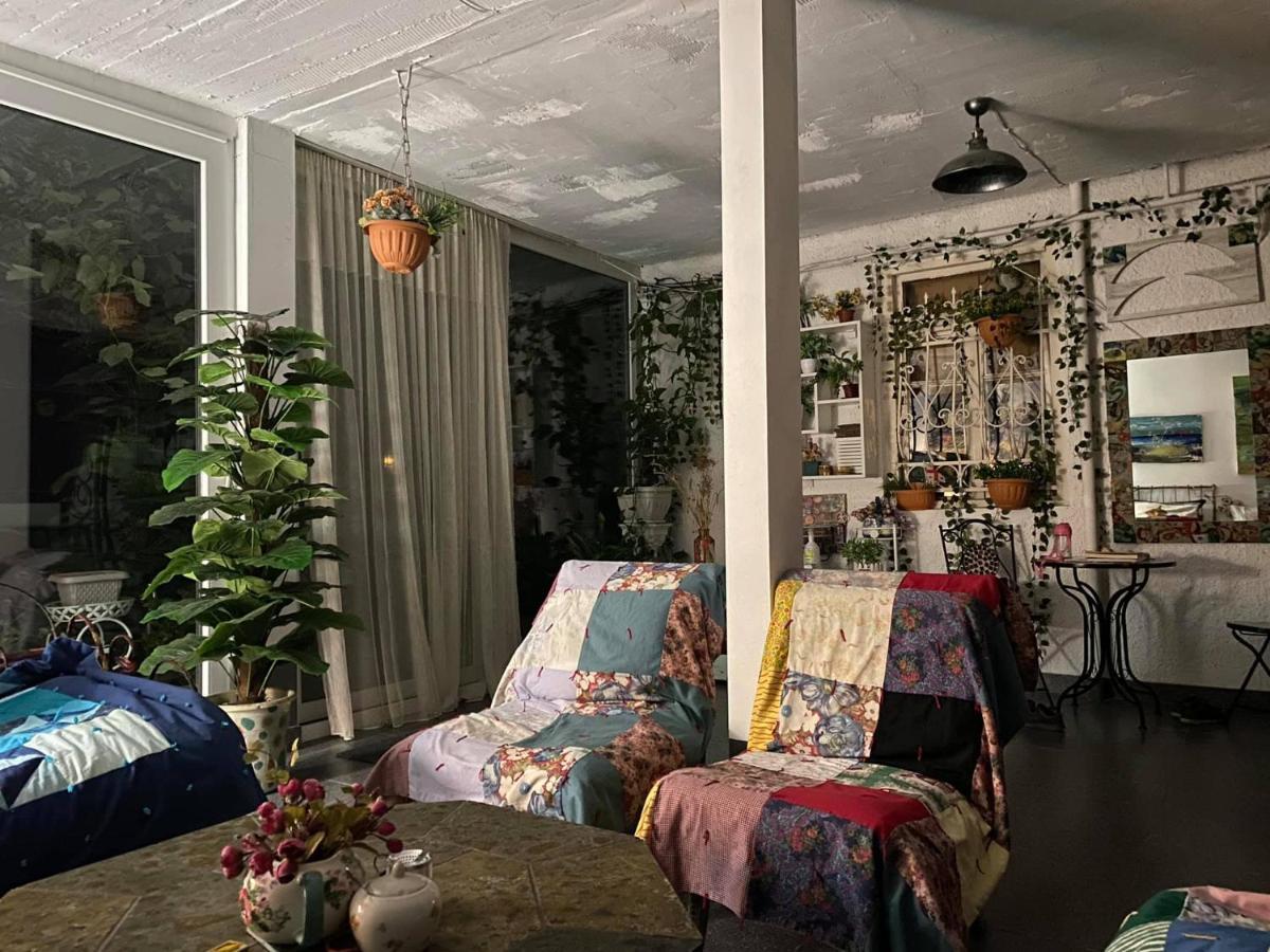 Artist'S House 호텔 Tetritskaro 외부 사진
